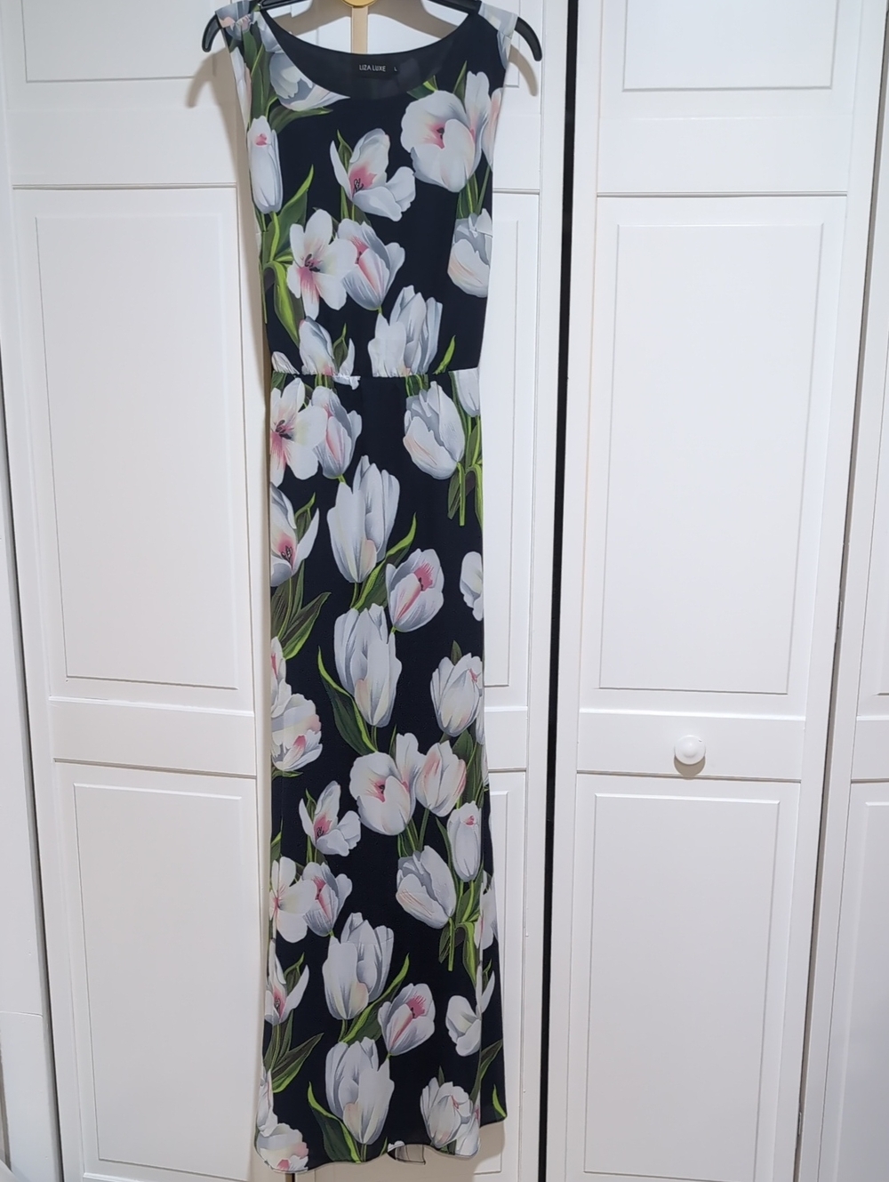 EUC Floral Maxi Dress - Liza Luxe, Large